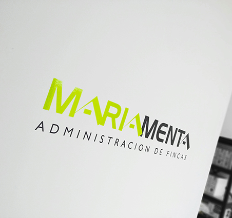 Diseño gráfico, rotulación y montaje @mariamentaadministraccion.
Una pequeña oficina a la que hemos dado mucho encanto.